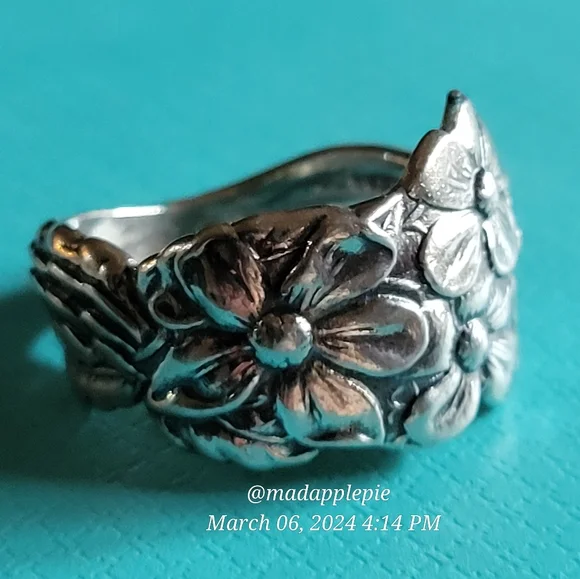 Antique Vintage Forget Me Not Spoon Ring in Sterling Silver Luxury Designer - Picture 12 of 16